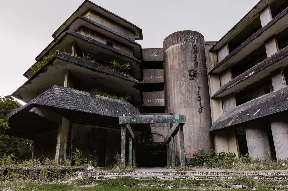 Das Monte Palace wurde 1984 eröffnet und war nach 1 Jahr pleite.